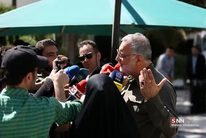 زاکانی: تأمین کالای اساسی مهم است، اما توزیع اهمیت ویژه&zwnj;ای دارد؛ ما پیشنهاد تحویل درب منزل با استفاده از سامانه شهرزاد را به دولت دادیم + فیلم