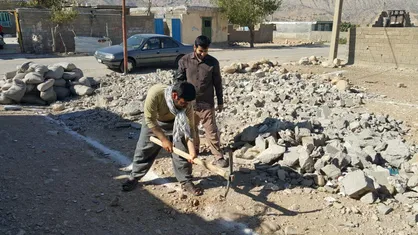 خدمت رسانی دانشجویان جهادی شهید چمران اهواز در مناطق محروم باغملک به روایت تصاویر