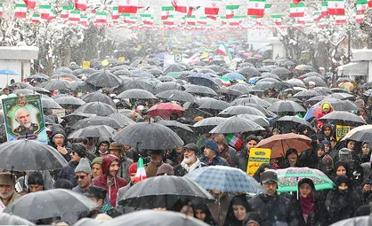 تقلای خبرگزاری فرانسه برای کوچک&zwnj;نمایی حضور باشکوه مردم در جشن انقلاب
