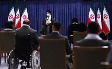 رهبر انقلاب: قهرمانان المپیک و پارالمپیک اثبات می‌‌کنند کارهای به‌ظاهر نشدنی، شدنی است / تقدیر از رفتارهای ارزشی و انسانی نمایندگان ایران و لباس ایرانی تیم ملی