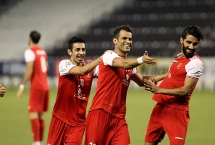 بدرقه جالب پرسپولیسی&zwnj;ها توسط آل&zwnj;کثیر+ عکس