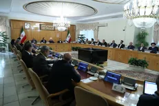 دولت وظیفه‌ای بالاتر از تولید و اشتغال ندارد/ دستگاه‌های دولتی از بنگاه داری دست بردارند