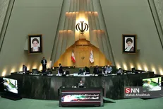 پایان جلسه بررسی صلاحیت ۴ وزیر پیشنهادی/ با رای اعتماد به همه وزرا، کابینه تکمیل شد