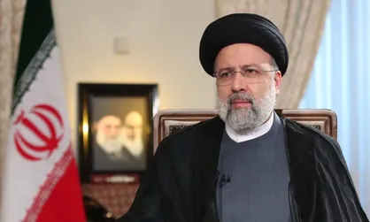 رئیس&zwnj;جمهور از چند سامانه بانک مرکزی بازدید کرد