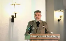 امیر دریادار مقدم: نیروی دریایی ارتش با قدرت از سواحل مکران حفاظت می‌کند