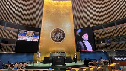 ادای احترام مجمع عمومی سازمان ملل به رئیس&zwnj;جمهور و وزیر خارجه شهید ایران +فیلم