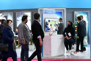 بازدید وزیر ارتباطات از نمایشگاه تلکام ۱۴۰۰