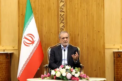 پزشکیان: با کسی که می&zwnj;خواهد زور بگوید و قلدری کند نمی&zwnj;&lrm;&zwnj;شود حرف زد/ مجمع عمومی سازمان ملل فرصت استثنایی است تا مواضع خود را با صدای رسا اعلام کنیم + فیلم