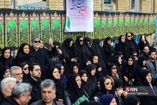 تشییع پیکر ۳ تن از شهیدان سانحه هوایی