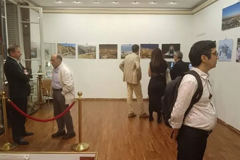 برپایی نمایشگاه «ایران امروز: هنر، فرهنگ و نوآوری» در پاریس