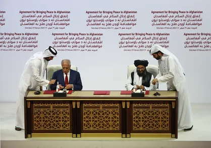 طالبان و آمریکا در دوراهی جنگ و صلح / باز هم آمریکا قراردادی بین&zwnj;المللی را نقض می&zwnj;کند