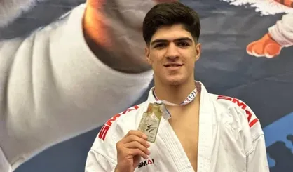 نایب&zwnj;قهرمانی کاراته&zwnj;کای گیلانی در مسابقات قهرمانی آسیا
