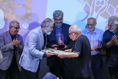 علیرضا داودنژاد از افتخارات سینمای بعد از انقلاب است