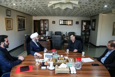 نشست دنیامالی با رییس سازمان تبلیغات اسلامی