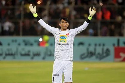 بیرانوند بر سر دوراهی رفتن به بلژیک و ماندن در پرسپولیس