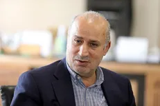 تاج: هاشمی از گذشته و حال فوتبال و ورزش مطلع است