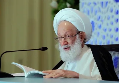 شیخ عیسی قاسم: طلاب و روحانیون باید در مسیر امام خمینی (ره) و امام خامنه&zwnj;ای گام بردارند
