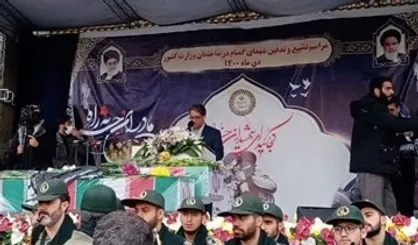 تشییع و تدفین پیکر دو شهید گمنام در محوطه وزارت کشور