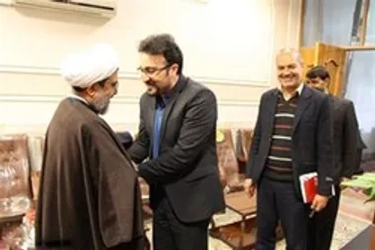 ارتباط حوزه و دانشگاه نباید به مناسبت ۲۷ آذر خلاصه شود