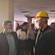 وزیر اقتصاد از دانشگاه شریف بازدید کرد+ عکس