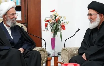 آیت الله مصباح: برای جلوگیری از انزوا راهی جز وحدت در درون جبهه انقلاب نداریم