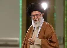 پیام رهبر انقلاب به نخستین اجلاسیه سراسری راویان ایثارگر