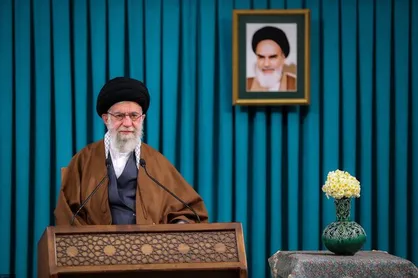 رهبرانقلاب: مشکلات معیشتی مردم جزو خبر&zwnj;های تلخ ۱۴۰۲ بود / ۱۴۰۳ را سال &laquo;جهش تولید با مشارکت مردم&raquo; قرار دادم + متن کامل و فیلم