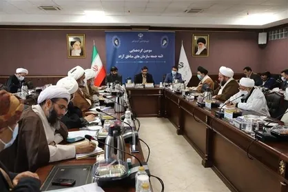 محمد: پول ویلا&zwnj;های لاکچری قشم صرف پل ارتباطی خلیج فارس می&zwnj;شود / اشرافی&zwnj;گری در مناطق آزاد ممنوع