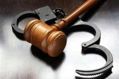 زن جوان به اتهام ربودن نوزاد ۲ روزه دستگیر شد/ آدم&zwnj;ربا: عاشق داشتن نوزاد پسر بودم