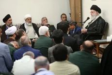 رهبر انقلاب: «دفاع از حرم» یک خطر بزرگ را از سر منطقه خصوصا کشور ما دور کرد / انقلاب اسلامی قدرت بازآفرینی و استمرار شور و حماسه‌ اوّل انقلاب را دارد + فیلم