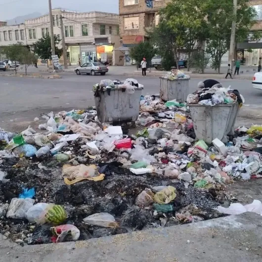 زباله‌های کرمانشاه روی دوش ناوگان فرسوده؛ از بحران جمع‌آوری تا رؤیای تبدیل زباله به سوخت