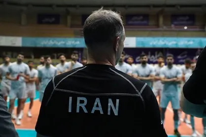 پائز ۱۷ ملی&zwnj;پوش را به اردوی تیم ملی دعوت کرد