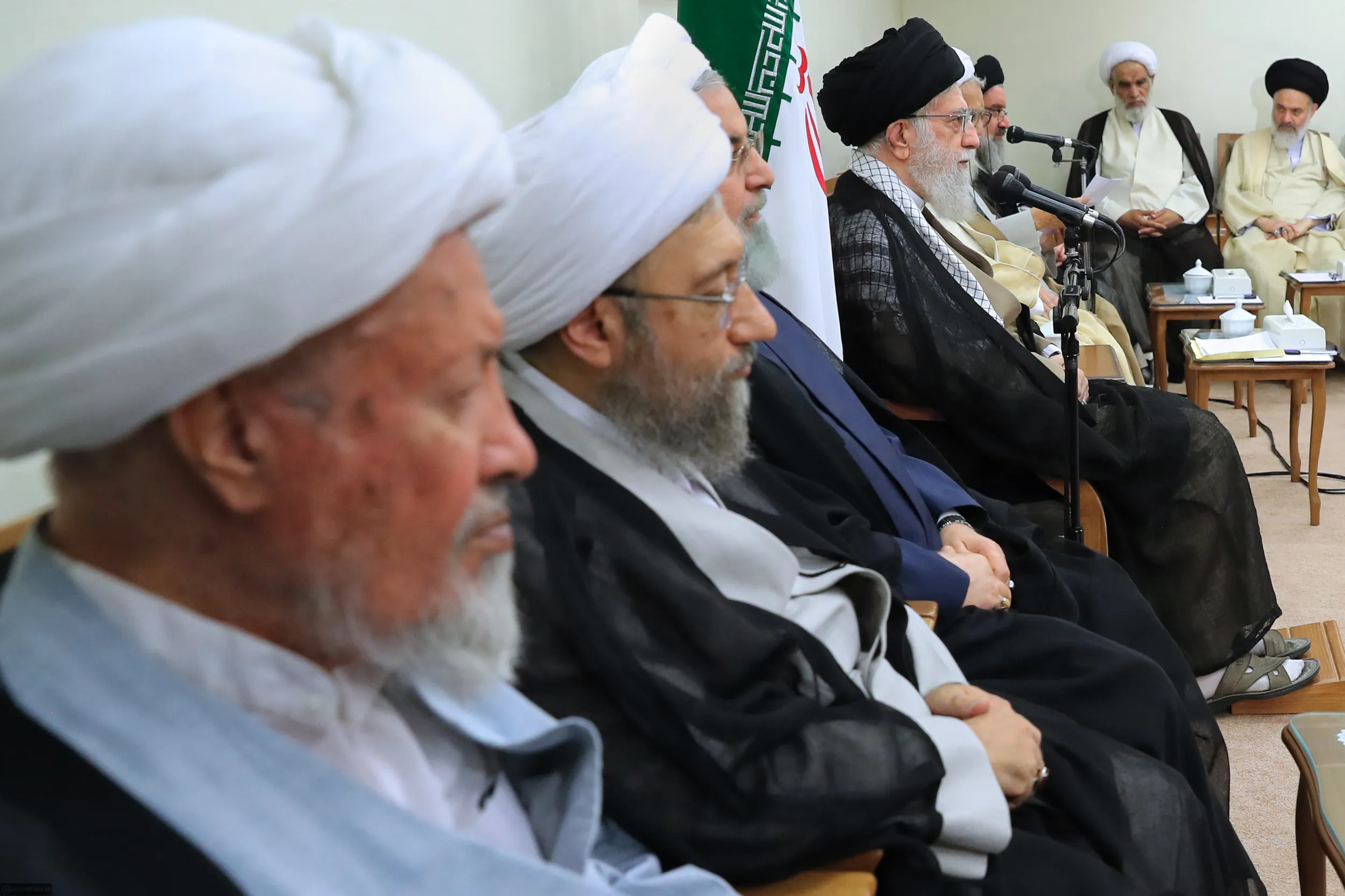 امام خامنه ای