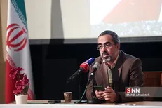 ایزدخواه: خودکامگی چه در هیئت ۷ نفره چه در هیئت وزیران ضد عدالت و مردم است