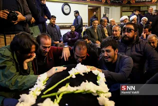 مراسم تشییع پیکر جهادگر دانشجو امیرمحمد اژدری در جماران
