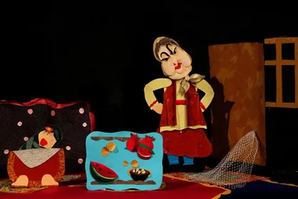 اکران فیلم&zwnj;تئاتر &laquo;شبان یلدا&raquo; به مناسبت بلندترین شب سال