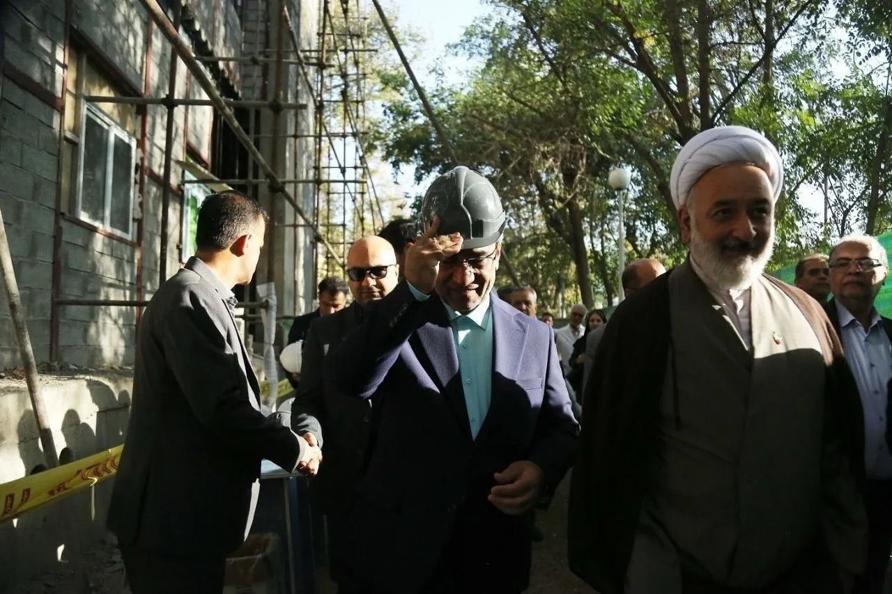 شتاب گرفتن عملیات اجرایی ساخت بزرگترین کلینیک ویژه بیمارستانی شرق کشور
