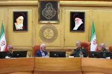 فرمانده نیروی زمینی سپاه با وزیر کشور دیدار کرد