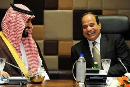 مخالفت ۱۰۰ روزنامه&zwnj;نگار مصری با سفر بن سلمان به قاهره