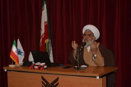 مسئولان نظام اسلامی باید افرادی با تقوا و دور از منفعت&zwnj;طلبی باشند