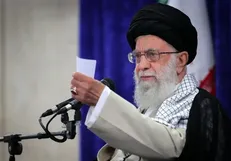 رهبر انقلاب: تعیین قبلی نتیجه مذاکره ابلهانه است + فیلم