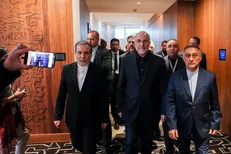 هیأت ایران محل مذاکرات سوئیس را به مقصد تهران ترک کرد
