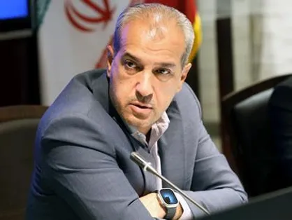 پخش آسفالت مناطق و معابر بزرگراهی باید از لحاظ کمی و کیفی در شأن شهروندان باشد