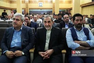 مراسم ختم مادر وزیر بهداشت