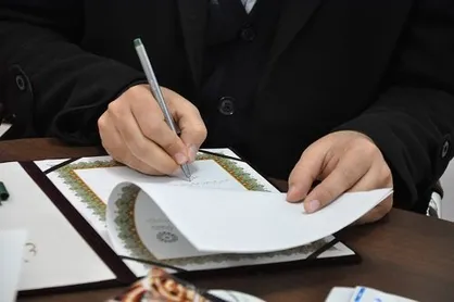 تفاهم&zwnj;نامه همکاری مشترک علمی فرهنگی بین دانشگاه آزاد و وزارت علوم