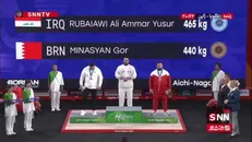 طلای ناب وزنه برداری سنگین وزن ناگویا بر گردن کاپیتان ایران