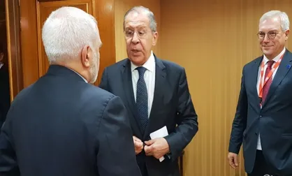 گفتگوی ظریف و لاوروف در رم