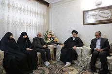 رئیس قوه قضاییه با خانواده شهید وحید زمانی نیا دیدار کرد