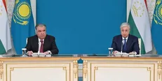 رئیس جمهور تاجیکستان به قزاقستان سفر می‌کند