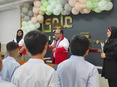 نواخته شدن زنگ صلح و دوستی در مدارس بندرعباس